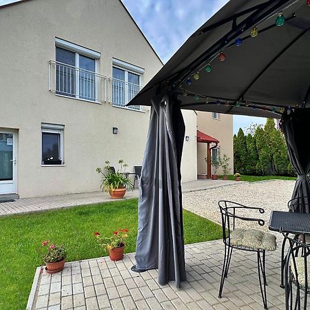 Gardencity Apartmanhaz Gyor Exterior photo