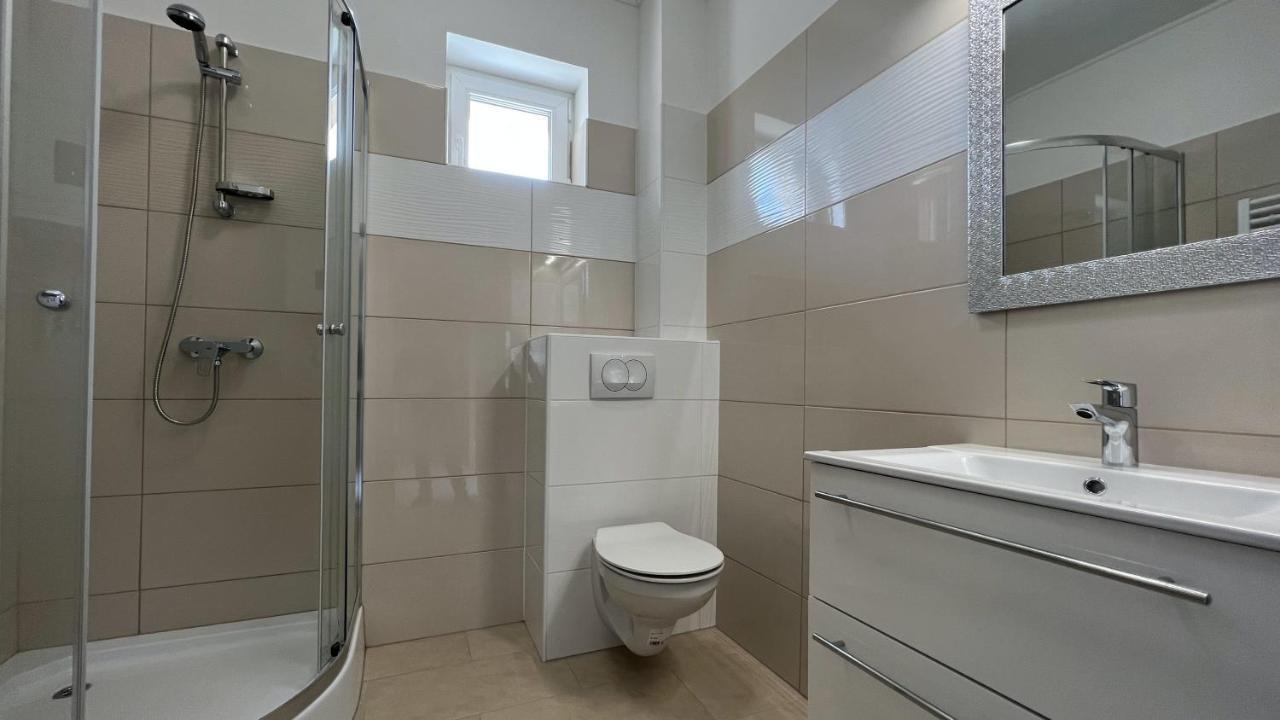Gardencity Apartmanhaz Gyor Exterior photo
